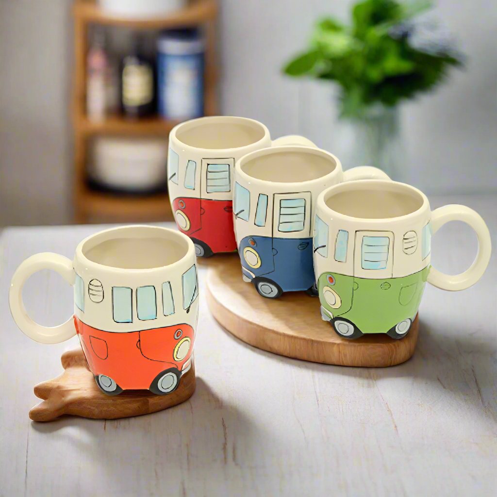 A Unique Hand-Painted 3D Double-Decker Bus Mug