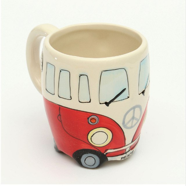 A Unique Hand-Painted 3D Double-Decker Bus Mug