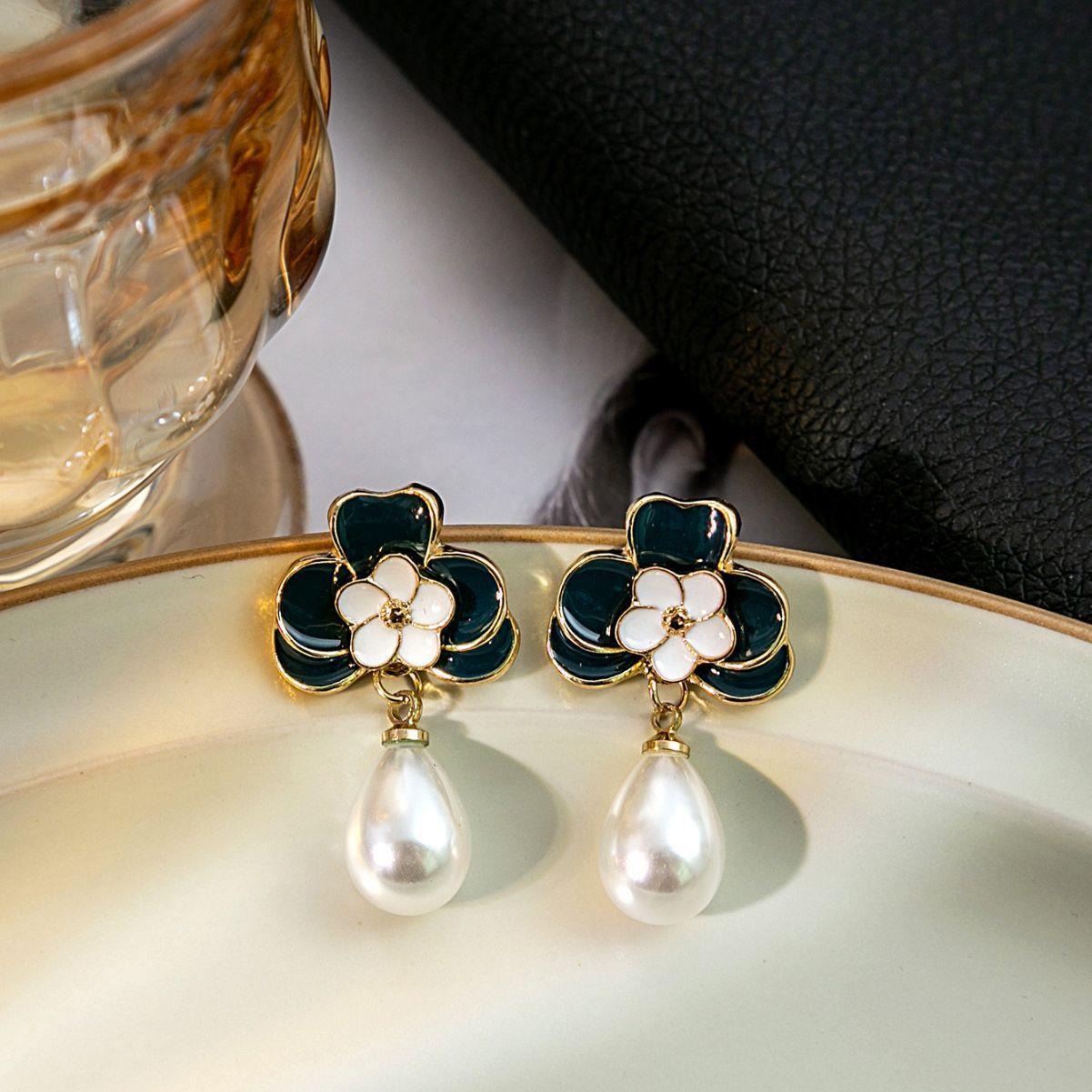 French Retro Blue Petal Earrings